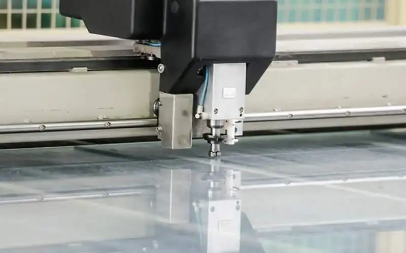mirror cutter mirror cutter